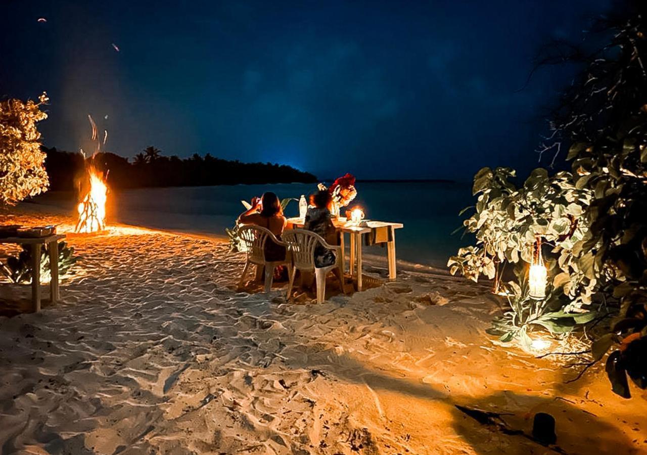 Tropical Tree Hotel Fehendhoo Kültér fotó